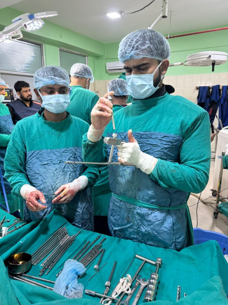 AasthaLok-Hospital-02